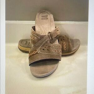 Earth Origins Women's Tan Sandals